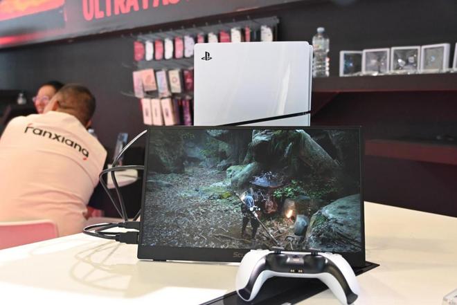 Sviaz消费电子盛会加速推进中国存储品牌出海新征程不朽情缘游戏入口梵想存储科技新品亮相俄罗斯2025(图5) Sviaz消费电子盛会加速推进中国存储品牌出海新征程不朽情缘游戏入口梵想存储科技新品亮相俄罗斯2025(图5)